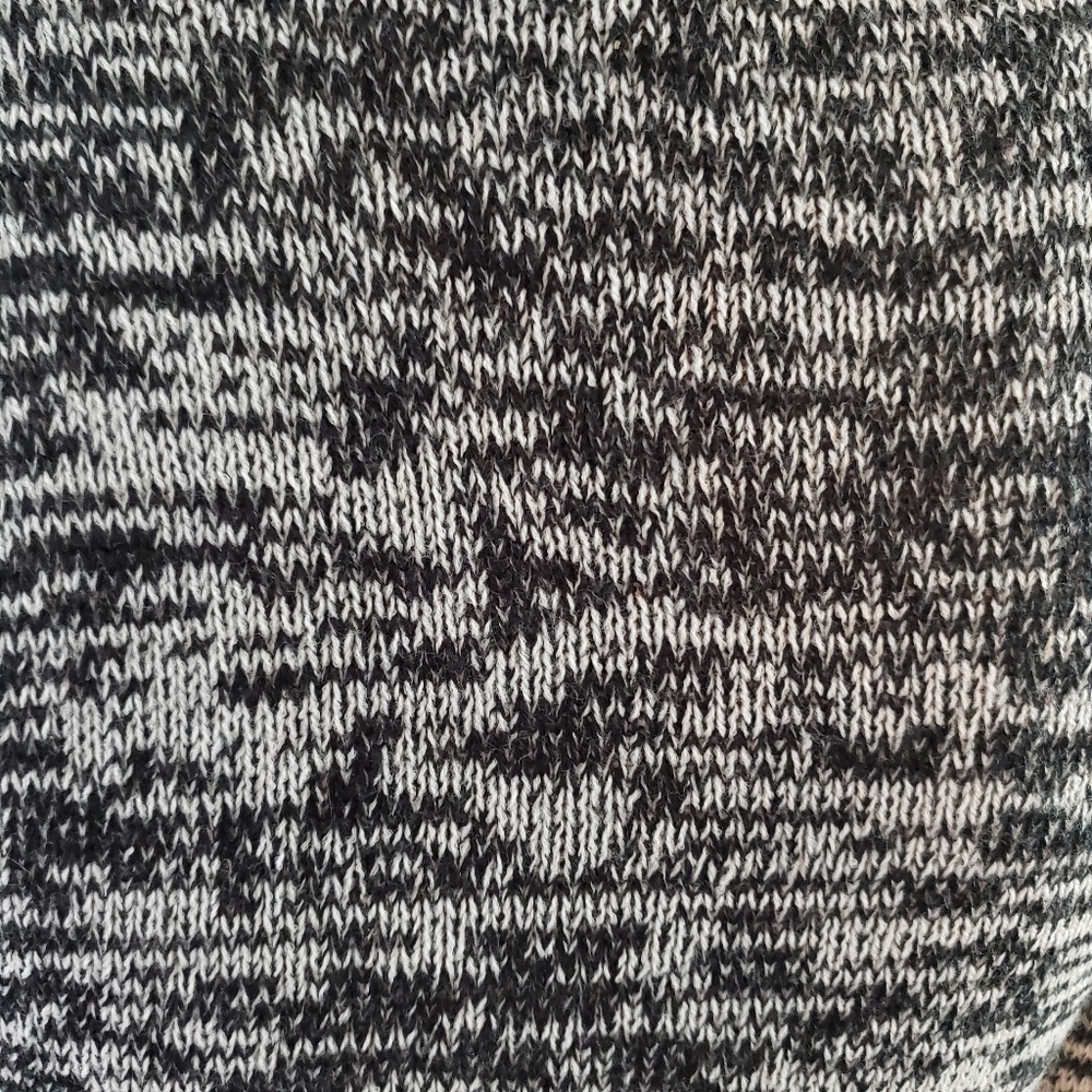 No Comment Tunic - Picture 4 of 6